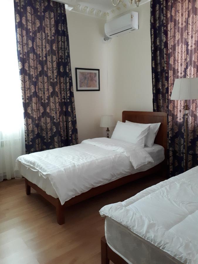 Kok-Art Hotel Jalal-Abad ภายนอก รูปภาพ