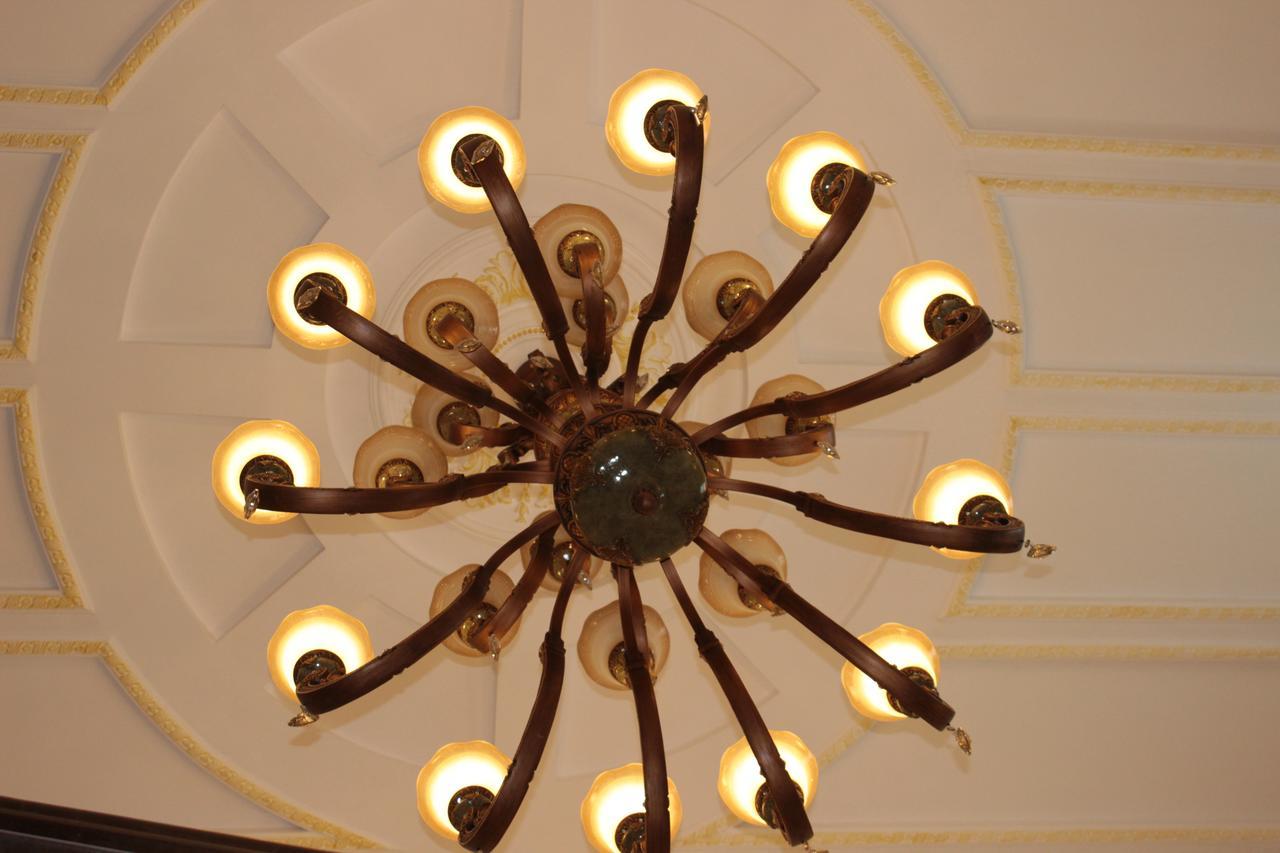 Kok-Art Hotel Jalal-Abad ภายนอก รูปภาพ