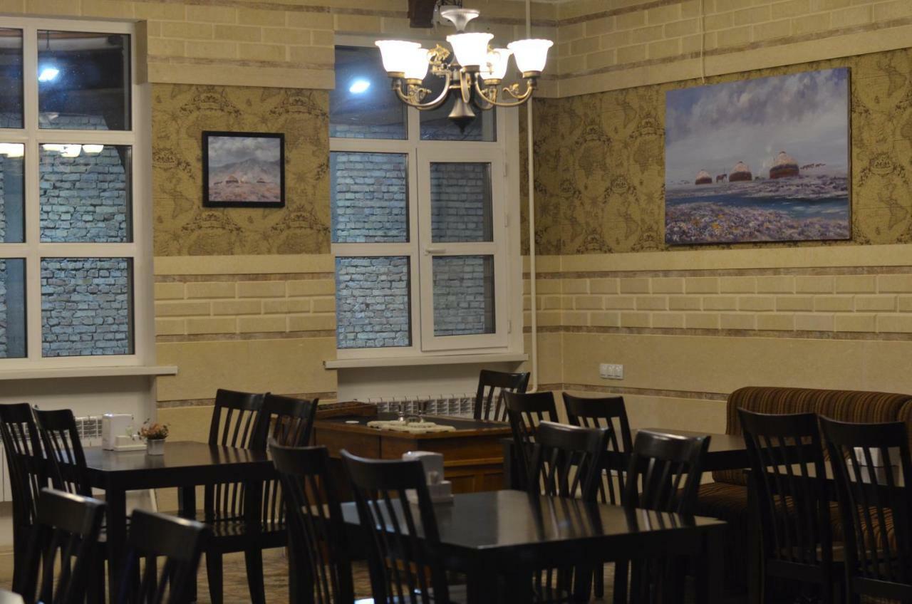 Kok-Art Hotel Jalal-Abad ภายนอก รูปภาพ