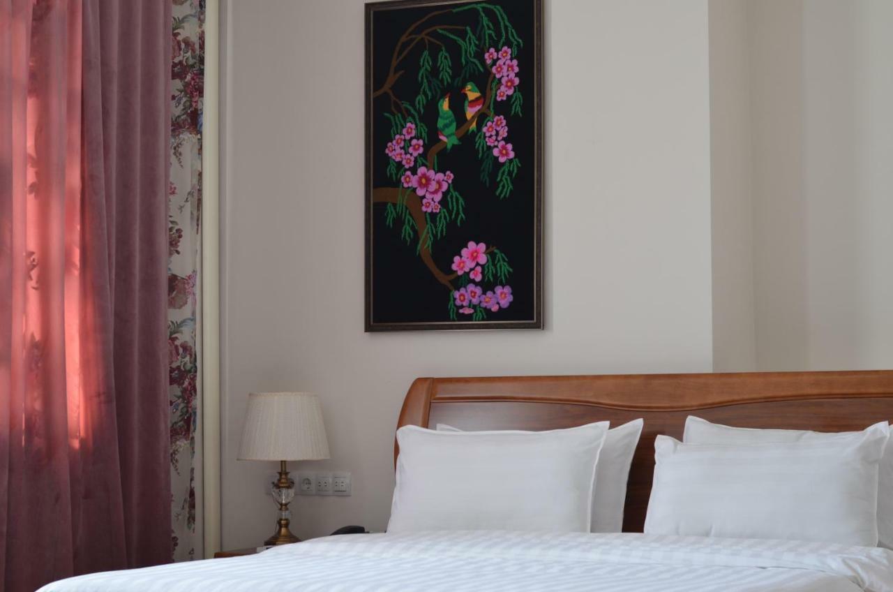 Kok-Art Hotel Jalal-Abad ภายนอก รูปภาพ